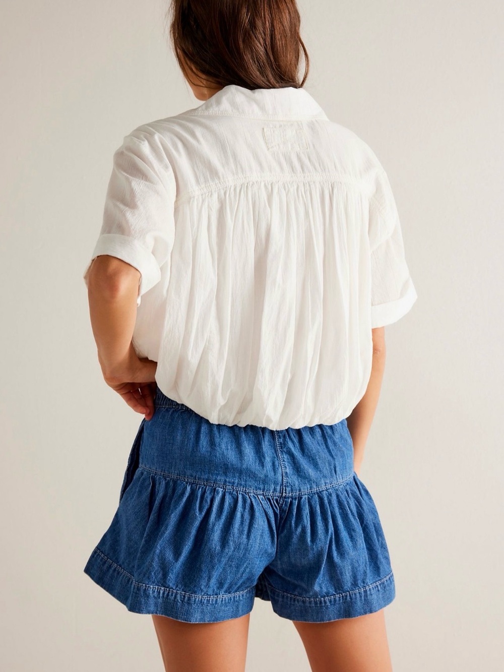 Free People We The Free fleur denim shorts. Size small. True blue! 🎉NWOT - Picture 3 of 6